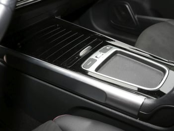 Mercedes-Benz GLB 200 d AMG MBUX Navi-Prem. Kamera Spiegel-P Mercedes-Benz GLB 200 d AMG MBUX Navi-Prem. Kamera Spiegel-P