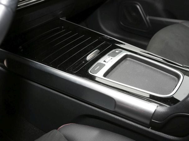 Mercedes-Benz GLB 200 d AMG MBUX Navi-Prem. Kamera Spiegel-P Mercedes-Benz GLB 200 d AMG MBUX Navi-Prem. Kamera Spiegel-P