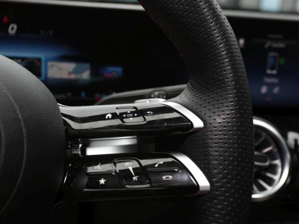 Mercedes-Benz GLB 200 d AMG MBUX Navi-Prem. Kamera Spiegel-P Mercedes-Benz GLB 200 d AMG MBUX Navi-Prem. Kamera Spiegel-P