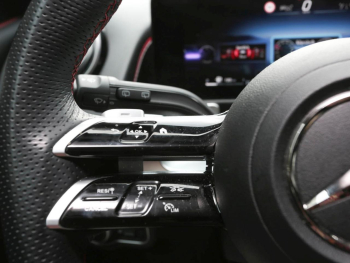 Mercedes-Benz GLB 200 d AMG MBUX Navi AHK Kamera Spiegel-Paket