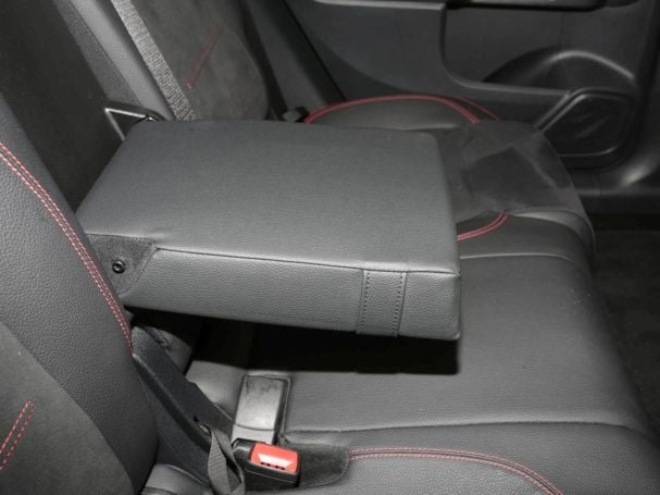 Mercedes-Benz GLB 200 d AMG MBUX Navi AHK Kamera Spiegel-Paket