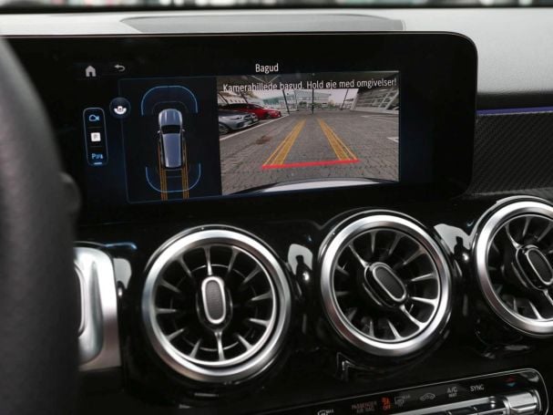 Mercedes-Benz GLB 200 d AMG MBUX Navi-Prem. LED Kamera AHK