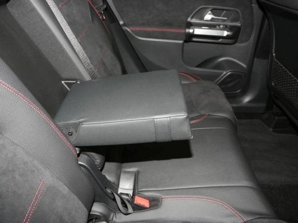 Mercedes-Benz GLB 200 d AMG MBUX Navi-Prem. LED Kamera AHK