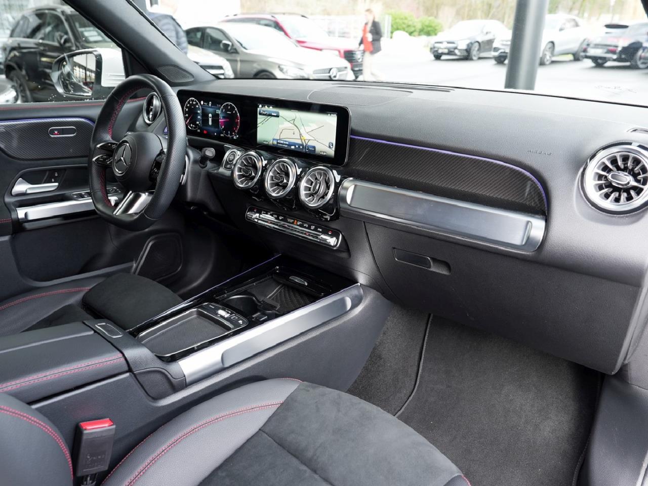 Mercedes-Benz GLB 200 d AMG Distronic Kamera Easy-Pack AHK