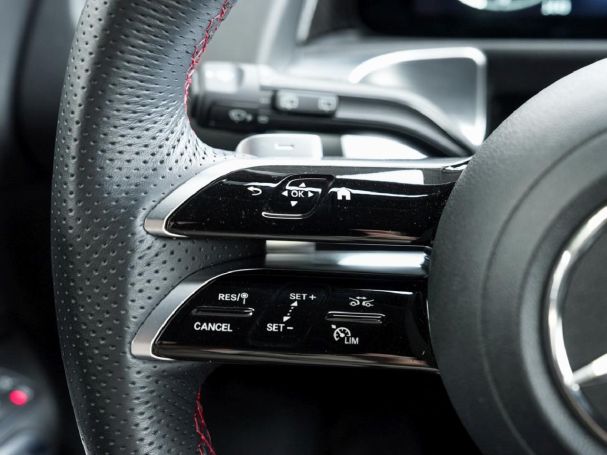 Mercedes-Benz GLB 200 d AMG Distronic Kamera Easy-Pack AHK