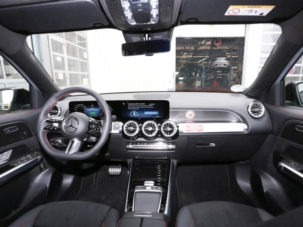 Mercedes-Benz GLB 200 AMG Night MBUX NaviPrem AHK 360° EasyP Mercedes-Benz GLB 200 AMG Night MBUX NaviPrem AHK 360° EasyP