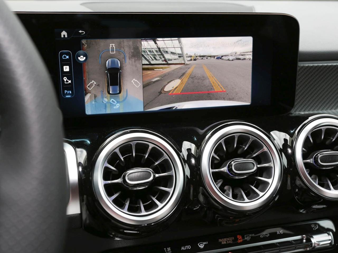 Mercedes-Benz GLB 200 AMG Night MBUX NaviPrem AHK 360° EasyP Mercedes-Benz GLB 200 AMG Night MBUX NaviPrem AHK 360° EasyP