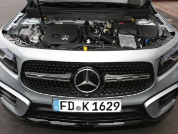 Mercedes-Benz GLB 200 AMG Night MBUX NaviPrem AHK 360° EasyP