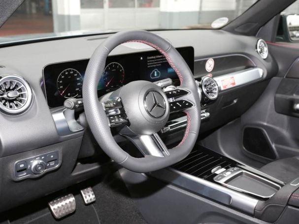 Mercedes-Benz GLB 200 AMG Night MBUX NaviPrem AHK 360° EasyP Mercedes-Benz GLB 200 AMG Night MBUX NaviPrem AHK 360° EasyP