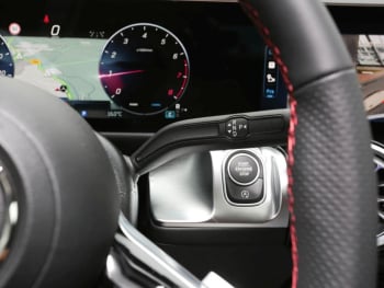 Mercedes-Benz GLB 200 AMG Night AHK Panorama 360° Burmester