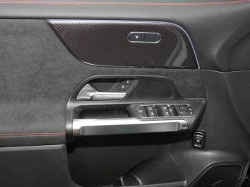 Mercedes-Benz GLB 200 AMG Night AHK Panorama 360° Burmester