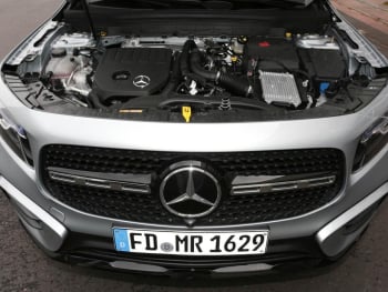 Mercedes-Benz GLB 200 AMG Night AHK Panorama 360° Burmester