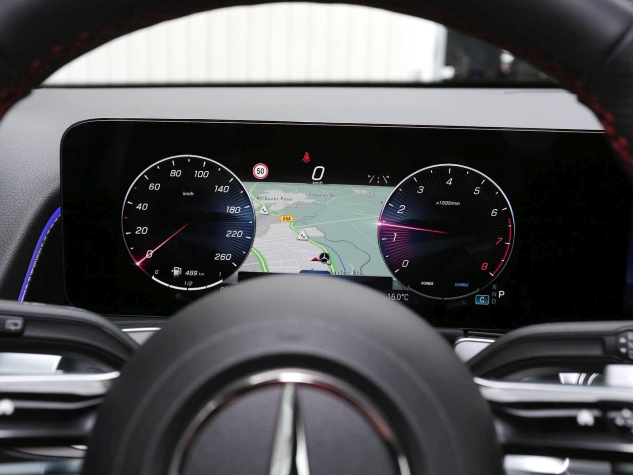 Mercedes-Benz GLB 200 AMG Night AHK Panorama 360° Burmester