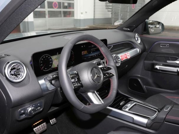 Mercedes-Benz GLB 200 AMG Night AHK Panorama 360° Burmester Mercedes-Benz GLB 200 AMG Night AHK Panorama 360° Burmester