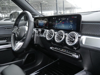 Mercedes-Benz GLB 200 Progressive Panorama Distronic Kamera