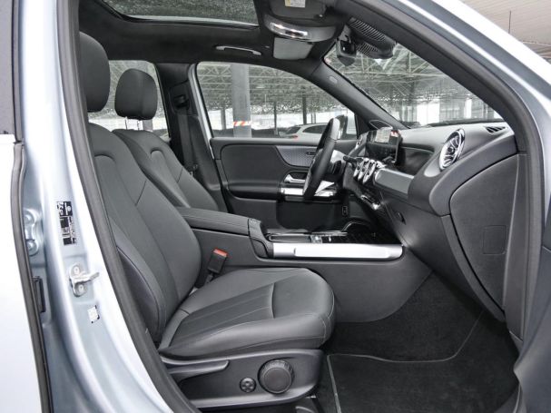 Mercedes-Benz GLB 200 Progressive Panorama Distronic Kamera