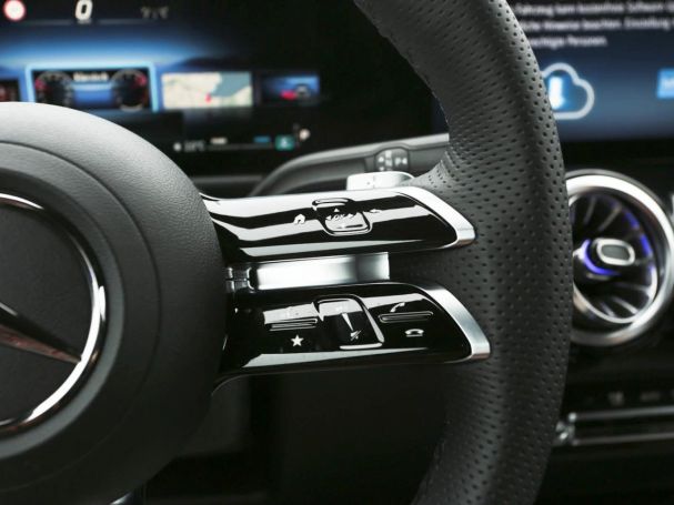 Mercedes-Benz GLB 200 AMG Night 360° AHK Easy Pack 7-Sitzer