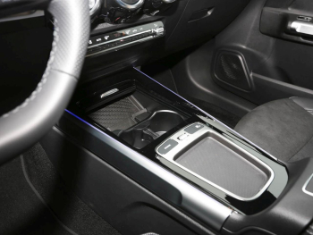 Mercedes-Benz GLB 200 AMG Night 360° AHK Easy Pack 7-Sitzer