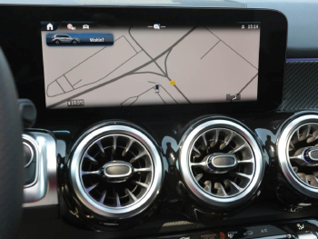 Mercedes-Benz GLB 200 AMG Night MBUX Navi Panorama AHK Kamera
