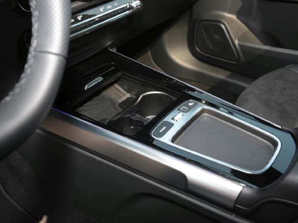 Mercedes-Benz GLB 200 AMG Night MBUX Navi Panorama AHK Kamera