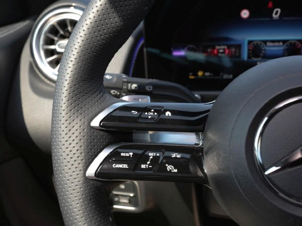 Mercedes-Benz GLB 200 AMG Night MBUX Navi Panorama AHK Kamera