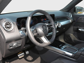 Mercedes-Benz GLB 200 AMG Night MBUX Navi Panorama AHK Kamera