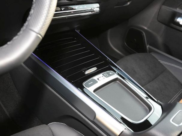 Mercedes-Benz GLB 200 AMG Night MBUXNavi-Prem. Easy-P 360° AHK