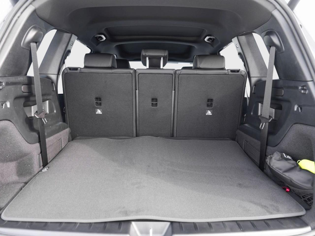 Mercedes-Benz GLB 200 AMG Night Panorama 360°EasyPack AHK 7-Si