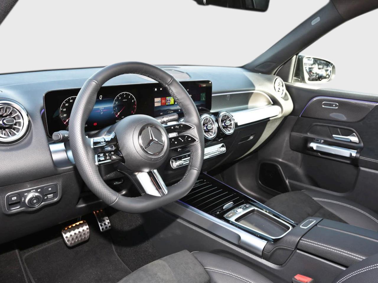 Mercedes-Benz GLB 200 AMG Night Panorama Easy-Pack 360° AHK