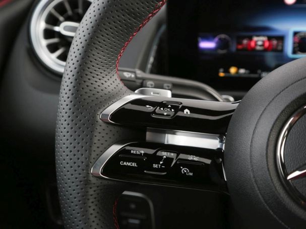 Mercedes-Benz GLB 200 AMG Distronic Keyless Easy Pack 360° AHK Mercedes-Benz GLB 200 AMG Distronic Keyless Easy Pack 360° AHK