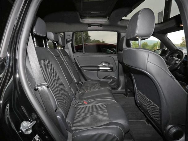 Mercedes-Benz GLB 200 Progressive MBUX Navi Panorama AHK ParkP Mercedes-Benz GLB 200 Progressive MBUX Navi Panorama AHK ParkP