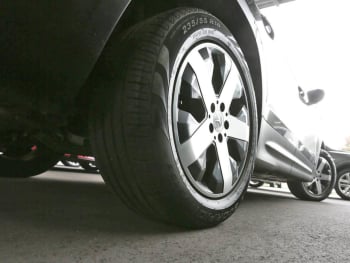 Mercedes-Benz GLB 200 Progressive MBUX Navi Panorama AHK ParkP