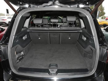 Mercedes-Benz GLB 200 Progressive MBUX Navi Panorama AHK ParkP