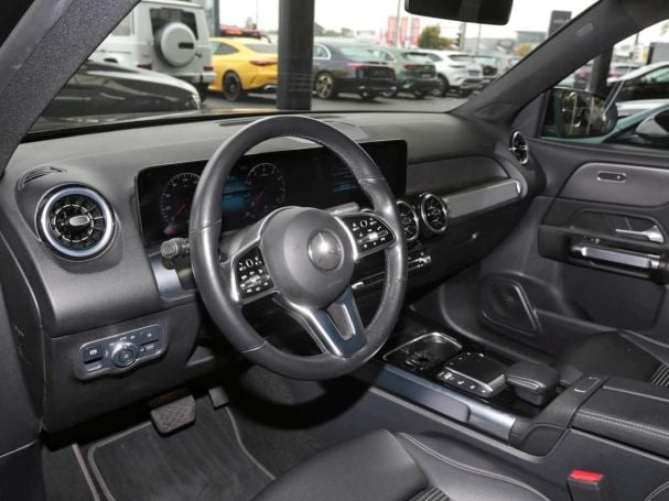 Mercedes-Benz GLB 200 Progressive MBUX Navi Panorama AHK ParkP Mercedes-Benz GLB 200 Progressive MBUX Navi Panorama AHK ParkP