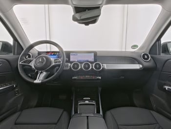 Mercedes-Benz GLB 220 4M Progressive AHK Panorama Advanced-P
