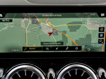 Mercedes-Benz GLB 220 d 4M AMG Night Panorama 7-Sitzer 360° Mercedes-Benz GLB 220 d 4M AMG Night Panorama 7-Sitzer 360°