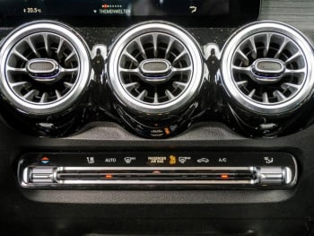 Mercedes-Benz GLB 220 d 4M AMG Night Panorama 7-Sitzer 360° Mercedes-Benz GLB 220 d 4M AMG Night Panorama 7-Sitzer 360°