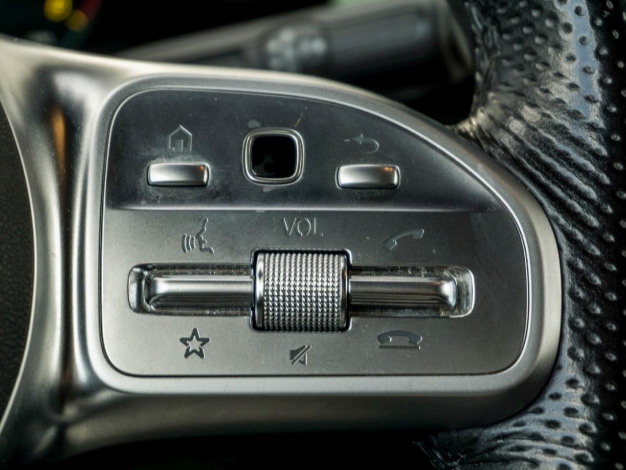 Mercedes-Benz GLB 220 d 4M AMG Night Panorama 7-Sitzer 360°