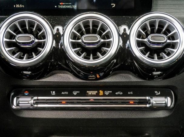 Mercedes-Benz GLB 220 d 4M AMG Night Panorama 7-Sitzer 360°