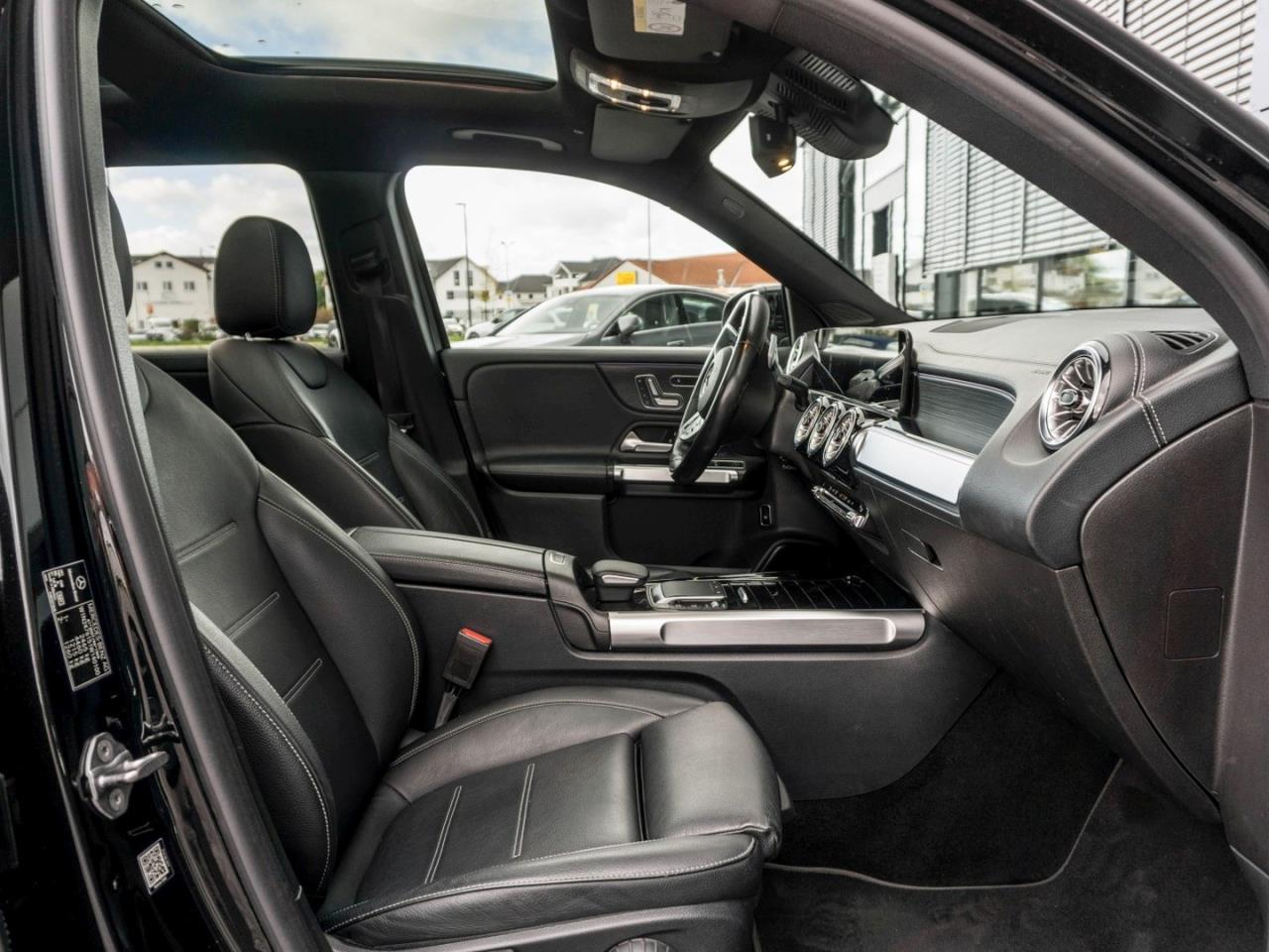 Mercedes-Benz GLB 220 d 4M AMG Night Panorama 7-Sitzer 360°