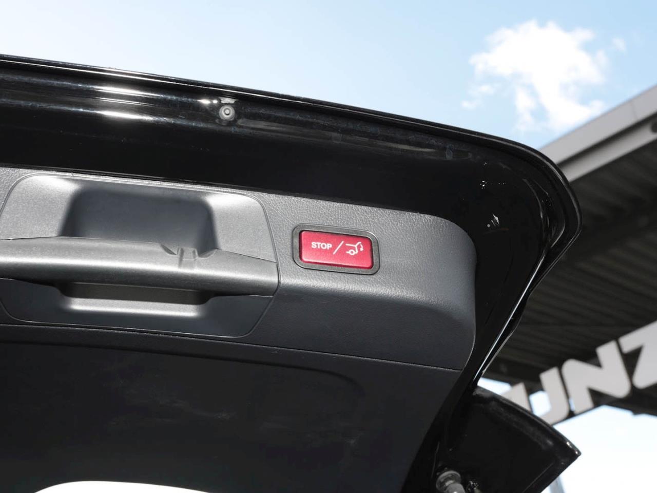 Mercedes-Benz GLB 220 d 4M Progressive MBUX Navi 360° Facelift