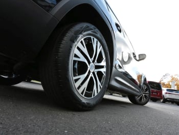 Mercedes-Benz GLB 220 d 4M Progressive MBUX Navi 360° SpiegelP