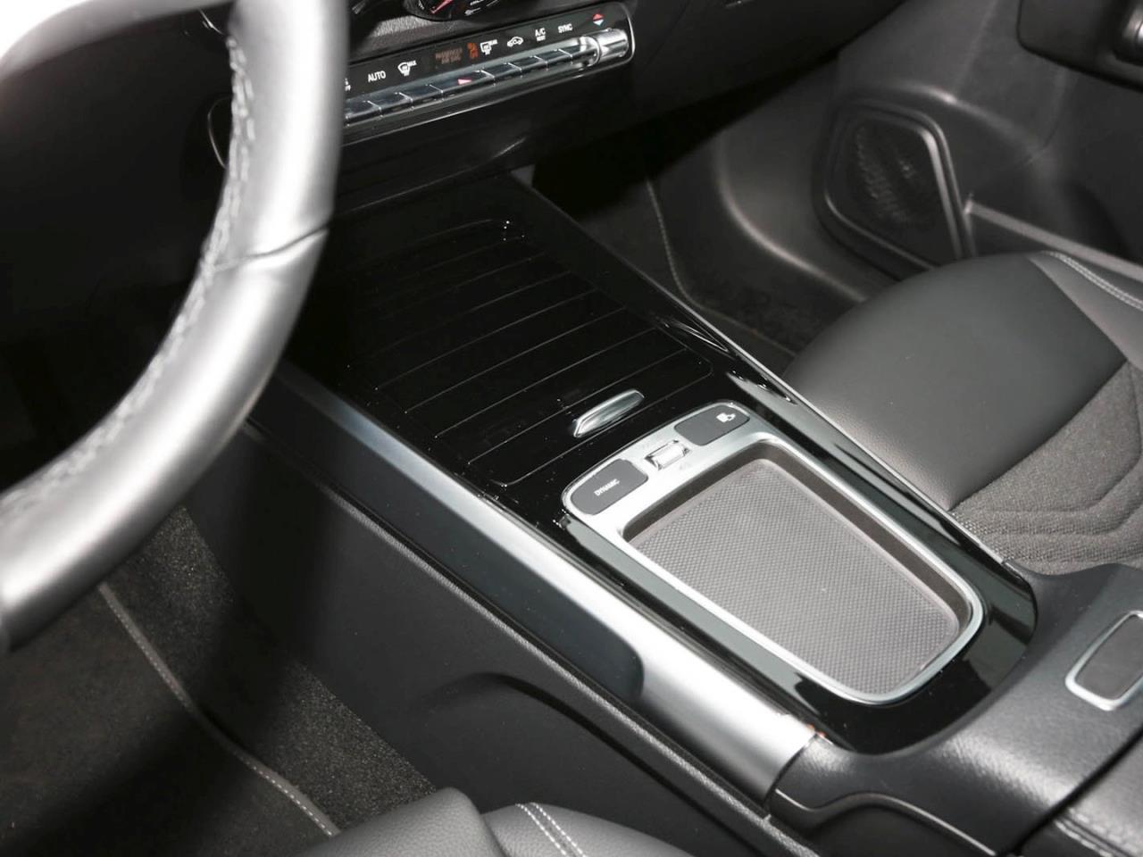 Mercedes-Benz GLB 220 d 4M Progressive MBUX Navi-Prem. Facelift