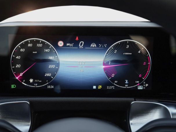 Mercedes-Benz GLB 220 d 4MATIC AMG Night Panorama 360° AHK