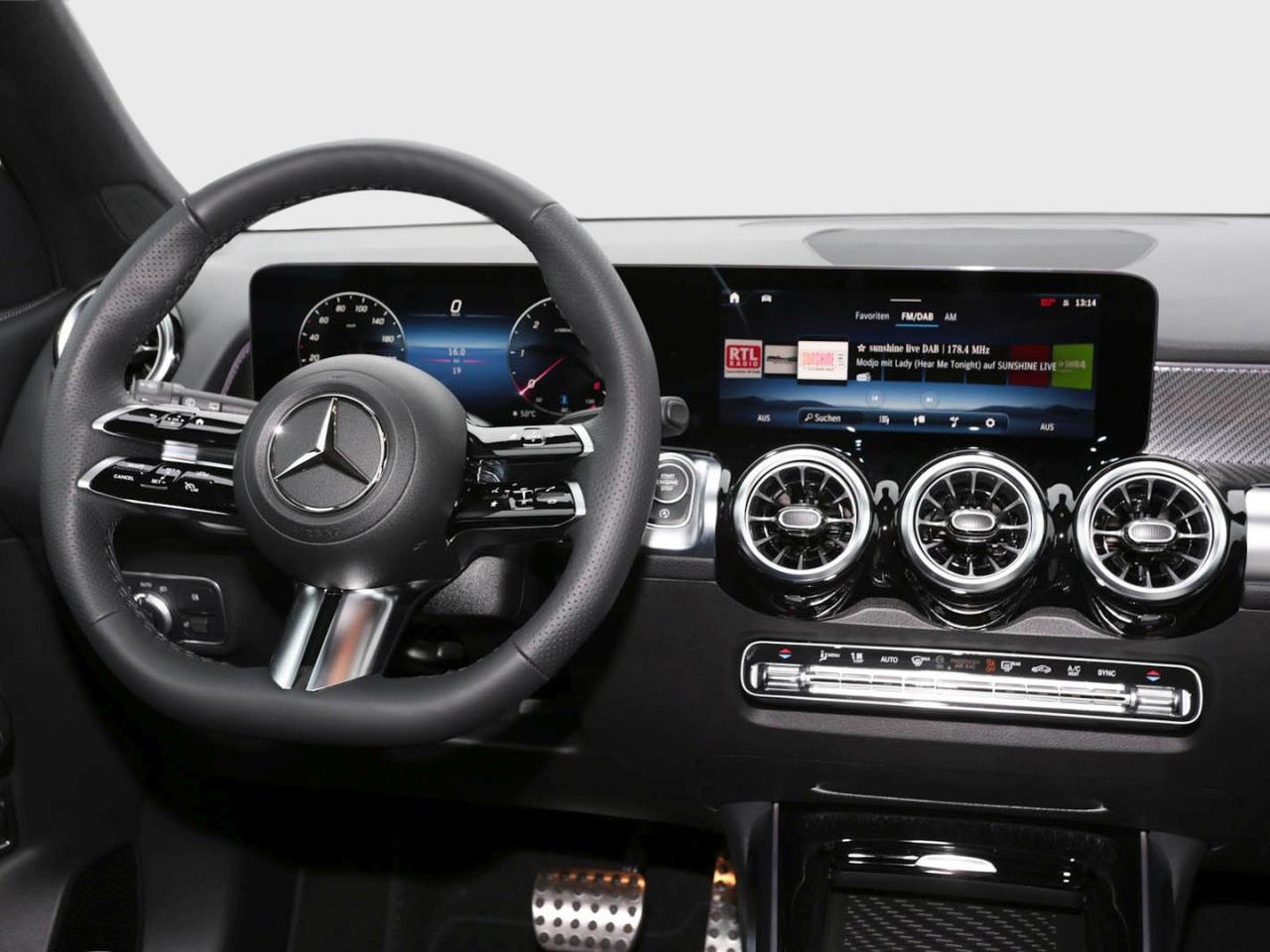 Mercedes-Benz GLB 220 d 4MATIC Night Panorama Distronic 360°