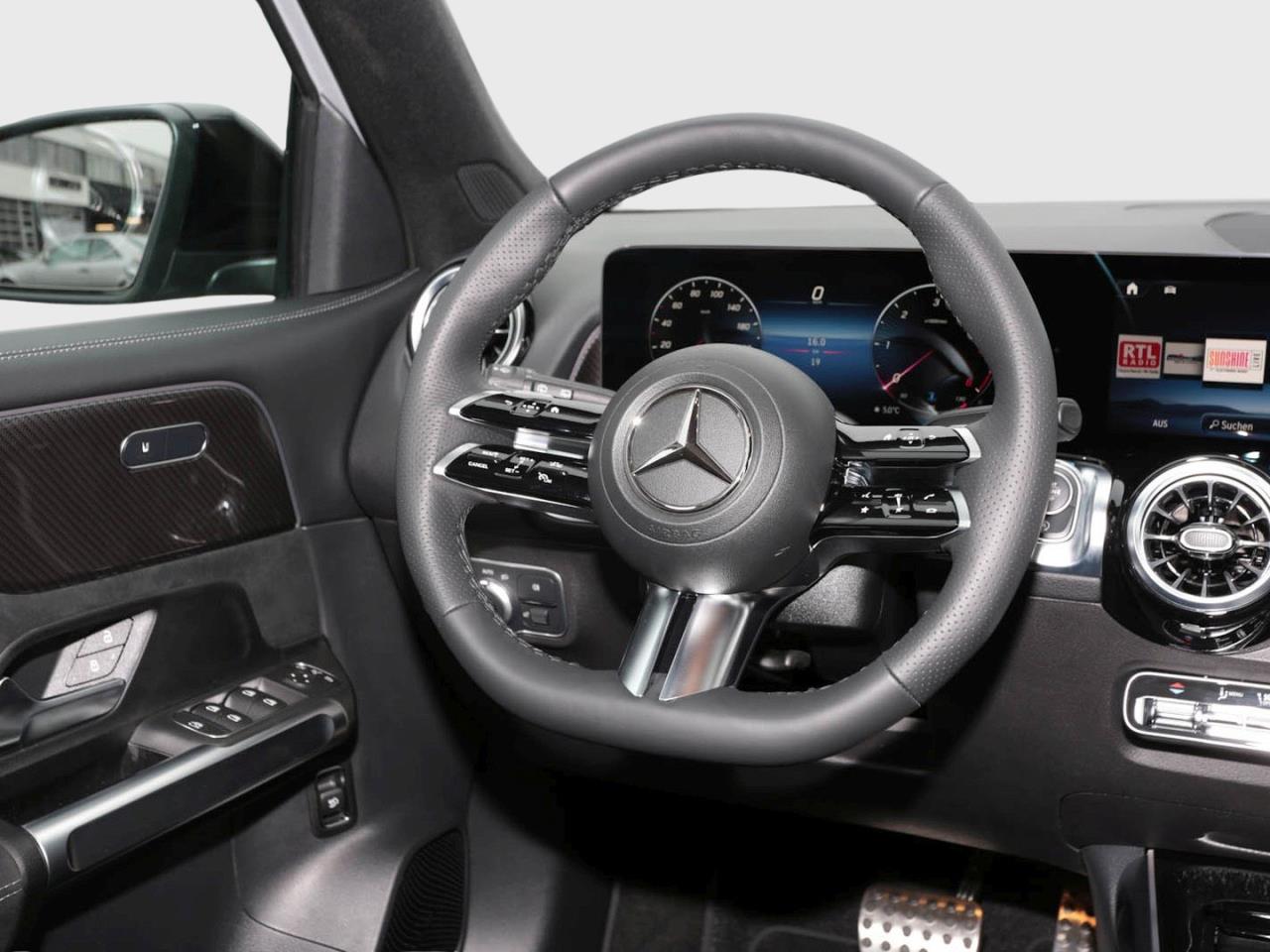Mercedes-Benz GLB 220 d 4MATIC Night Panorama Distronic 360°
