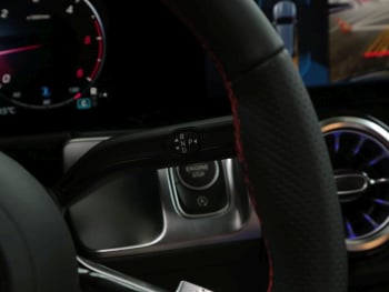 Mercedes-Benz GLB 220 d 4MATIC AMG Night Panorama Kamera AHK