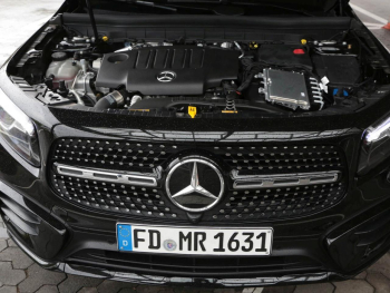 Mercedes-Benz GLB 220 d 4MATIC AMG Night Panorama Kamera AHK