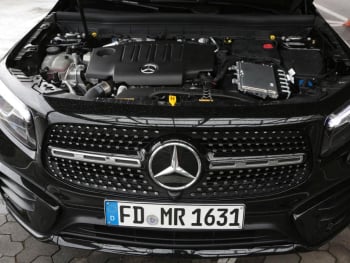 Mercedes-Benz GLB 220 d 4MATIC AMG Night Panorama Kamera AHK