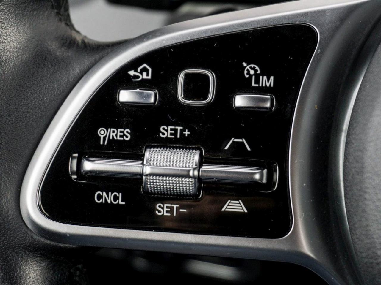 Mercedes-Benz GLB 220 d Progressive Night Navi Distronic Kamera